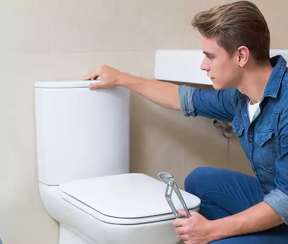 Expert Plumber for Toilet Replacement in Somerville, MA: Schedule Affordable Toilet Replacement Services with Us