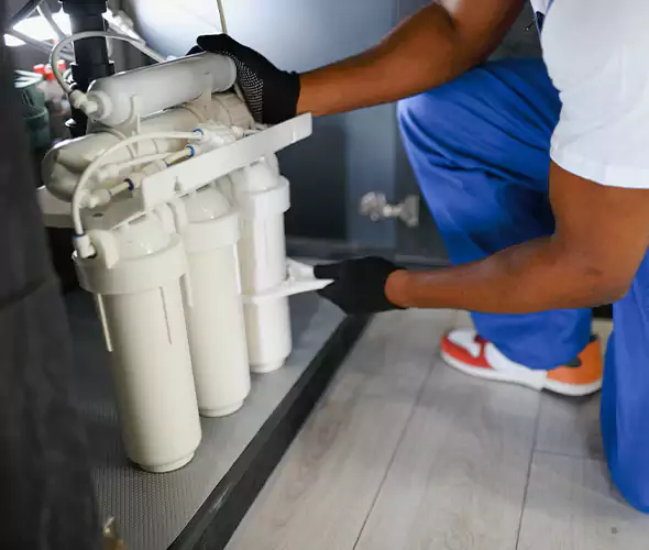 Expert Plumber for Water Softener Replacement in Somerville, MA: Schedule Affordable Replacement Services with Us