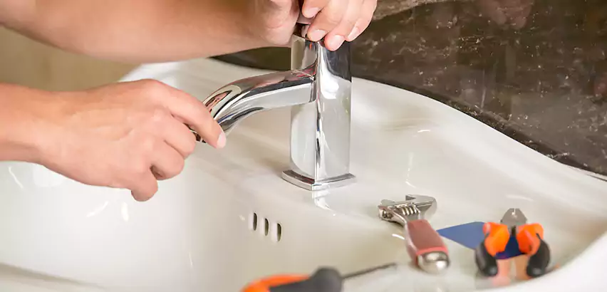 Bathtub Faucet Replacement in Somerville